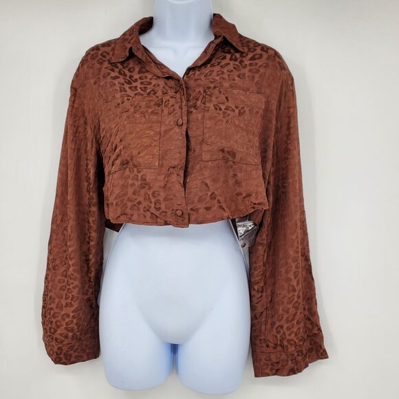 NWT Lover & Friends Revolve Brown Cheyanne Button Up Cheetah Crop Top Shirt XS - Picture 3 of 12